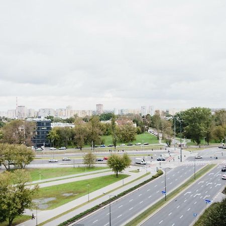 Luxlux Apartments Metro Slodowiec Варшава Экстерьер фото