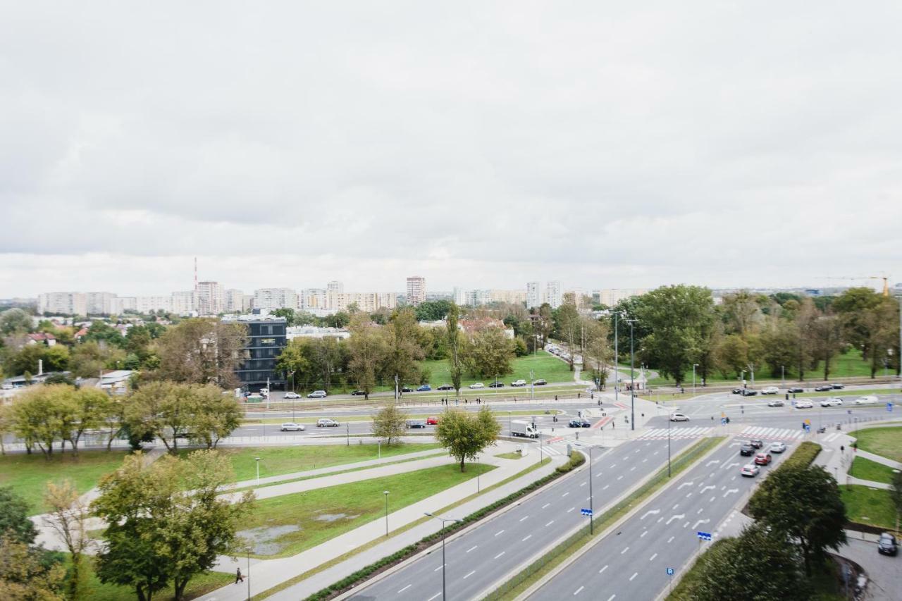 Luxlux Apartments Metro Slodowiec Варшава Экстерьер фото