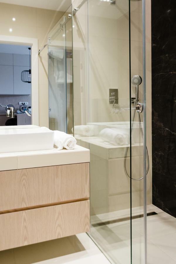 Luxlux Apartments Metro Slodowiec Варшава Экстерьер фото